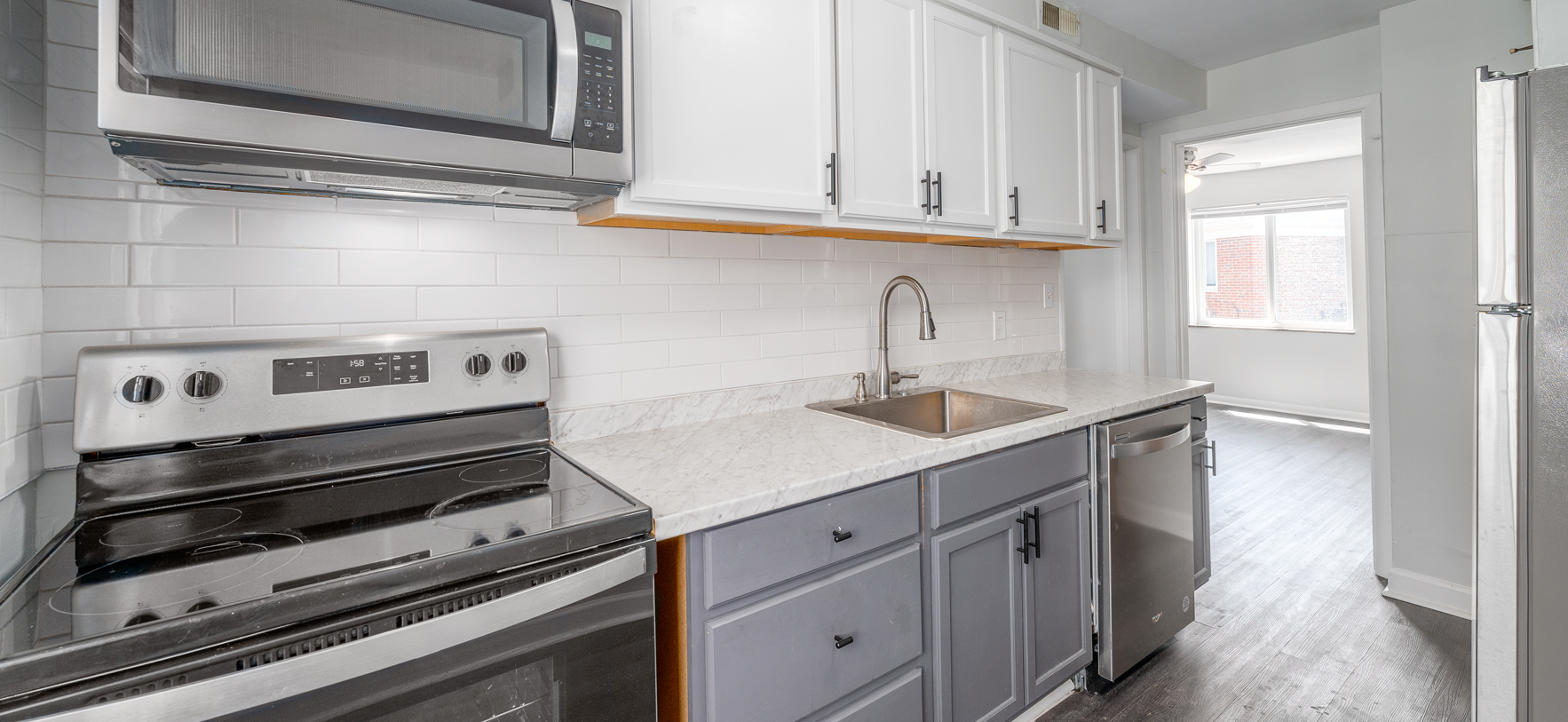 grand-one-bedroom-kitchen